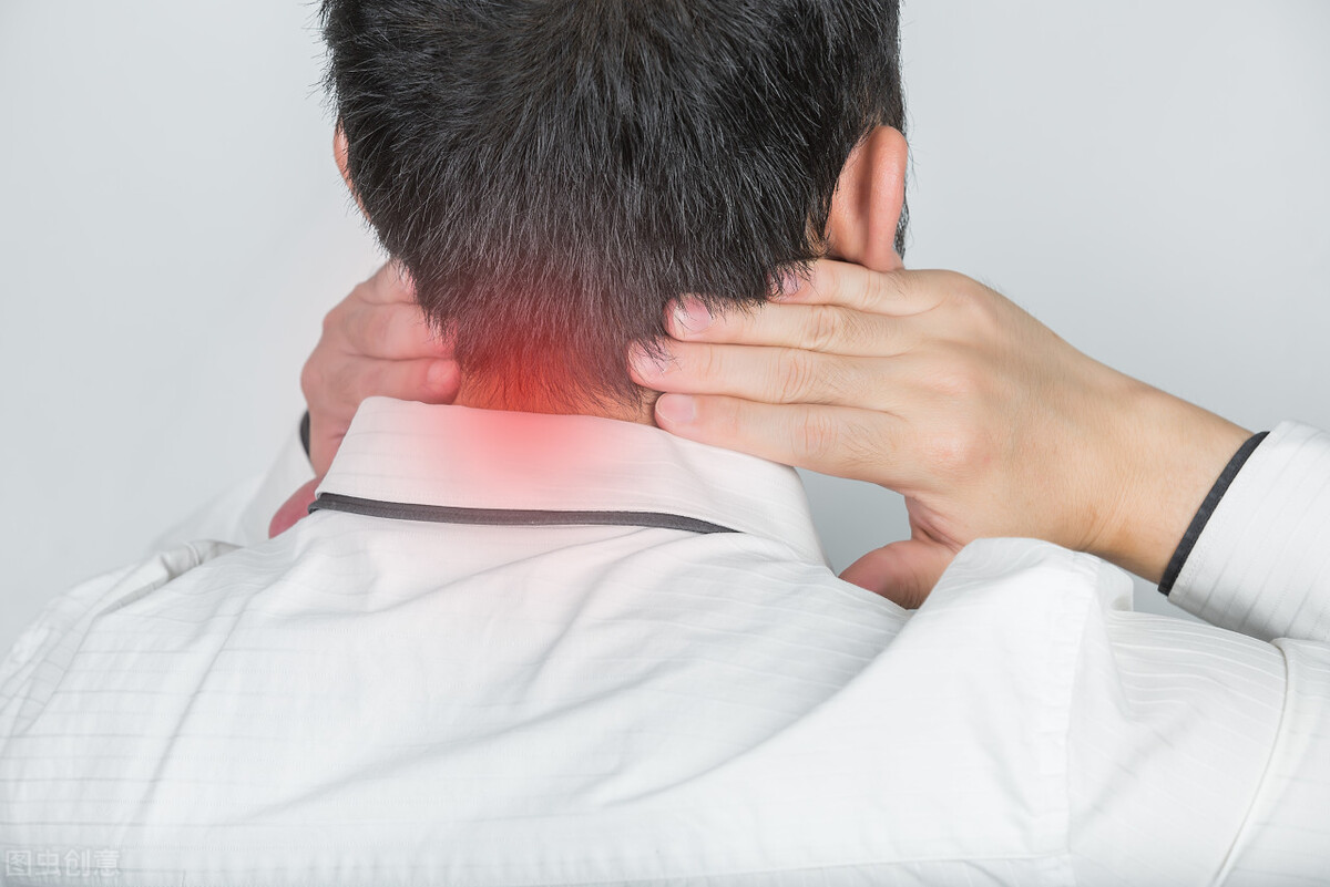 久坐一个小时会减少多少寿命,久坐的风险有多大为了健康必看