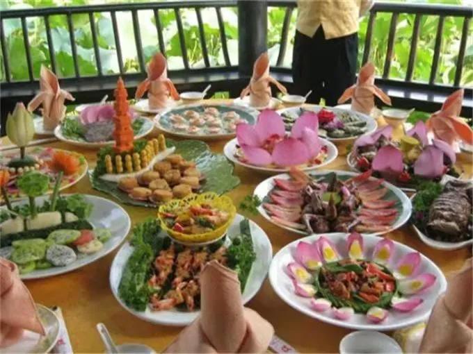 云南旅游避暑景点有哪些地方好耍,云南避暑美食胜地