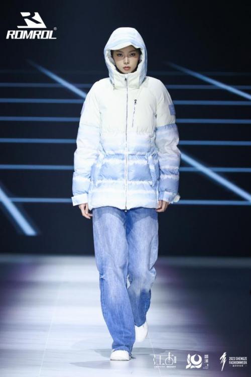 2023年新款时尚女装盐系气质,盛泽时尚女装