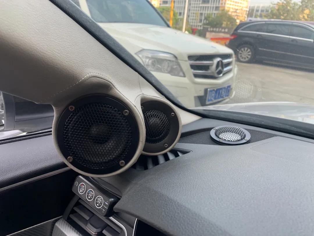 2018款奥迪a4l音响调节最佳效果,让人一听就非常感动的音乐