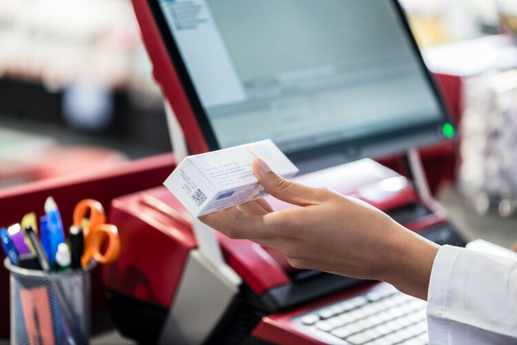 用什么牙膏治疗老年斑最有效,什么牙膏可以淡化老年斑