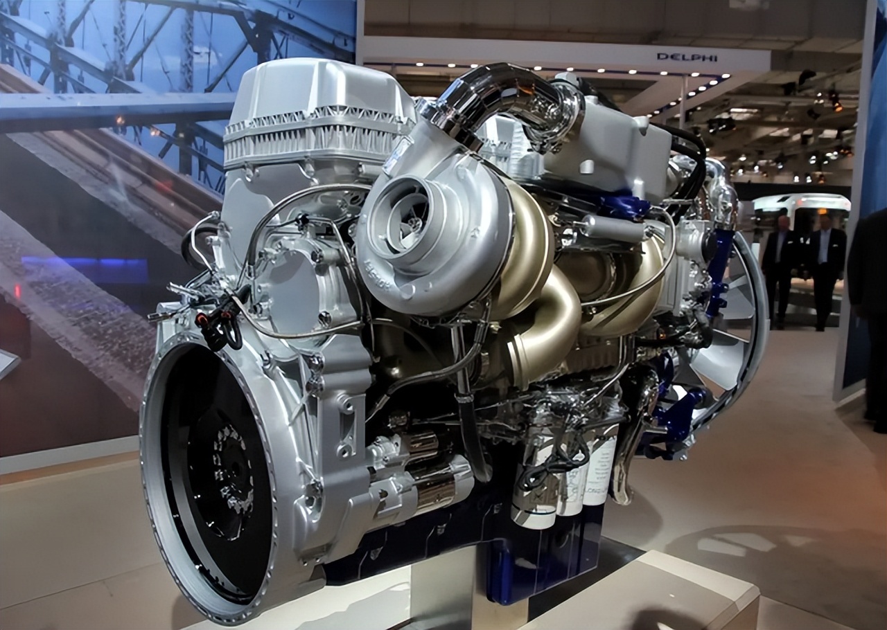 六缸和四缸发动机差距大吗,6缸2.5与4缸2.5有何区别