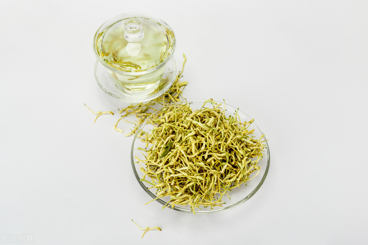 新生儿湿疹脸部症状,新生儿胎毒湿疹症状