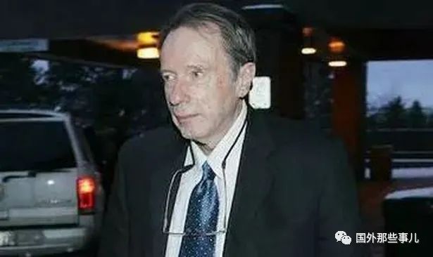 80年代国外中彩票的事件,外国中彩票后的真实故事