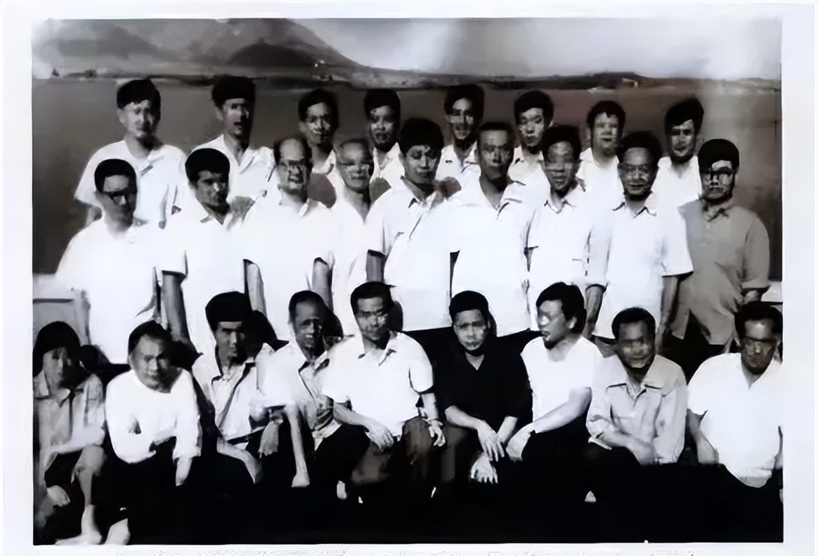 四大名酒为什么西凤酒没那么出名,全兴大曲好还是西凤酒好