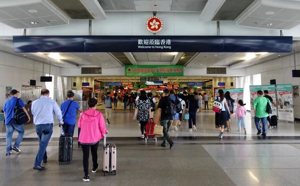 香港和澳门属于特别行政区吗,香港过澳门用什么证件