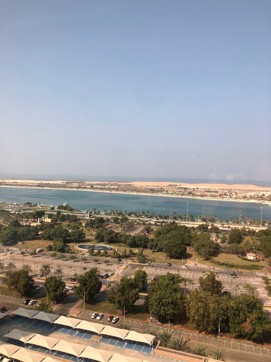 “阿布扎比”现状，带你看看真实的阿布扎比酋长国