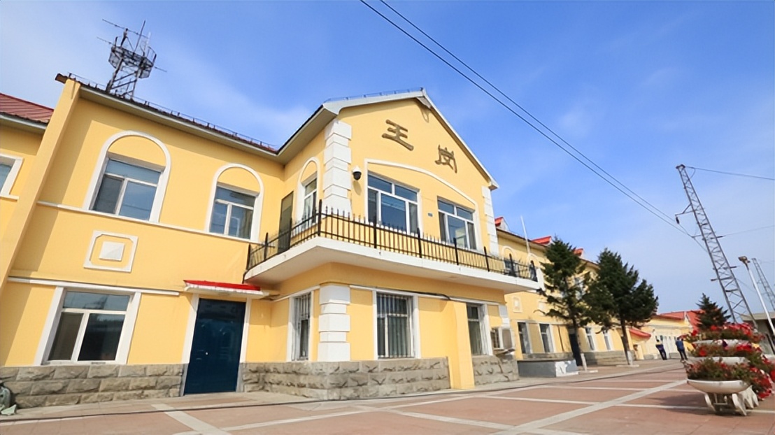 哈尔滨车站位置分布,哈尔滨为啥这么多车站