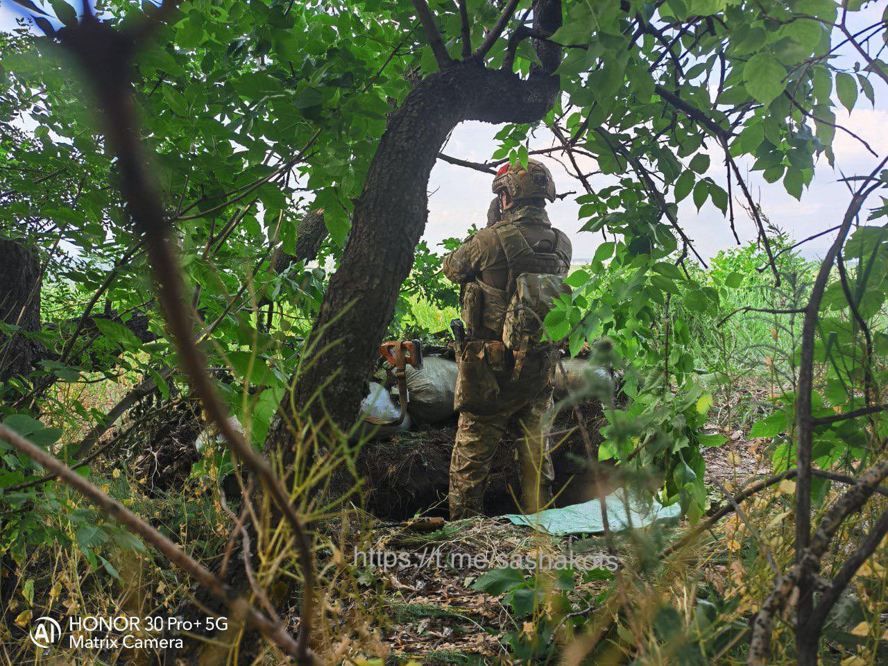 兵临城下乌军10个旅围攻顿涅茨克,俄乌战争兵战详细过程