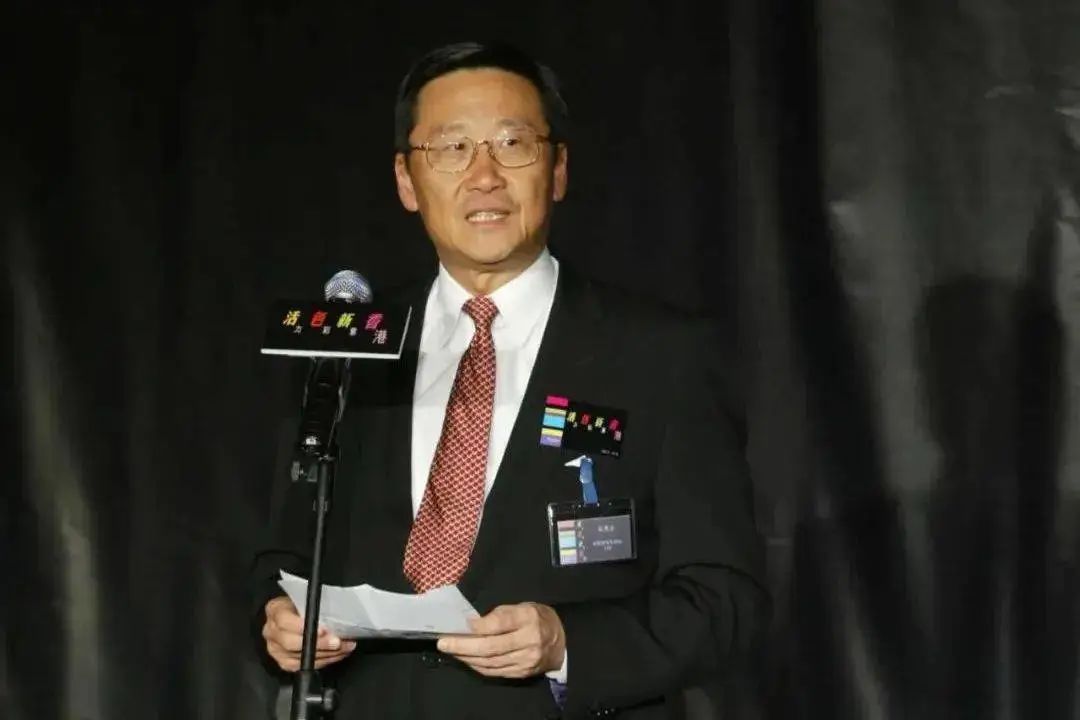 棣欐腐瀵岃豹420浜块仐浜х粰鐙瓙,棣欐腐缁ф壙鍗冧嚎瀹朵骇鐨勫瘜涓変唬