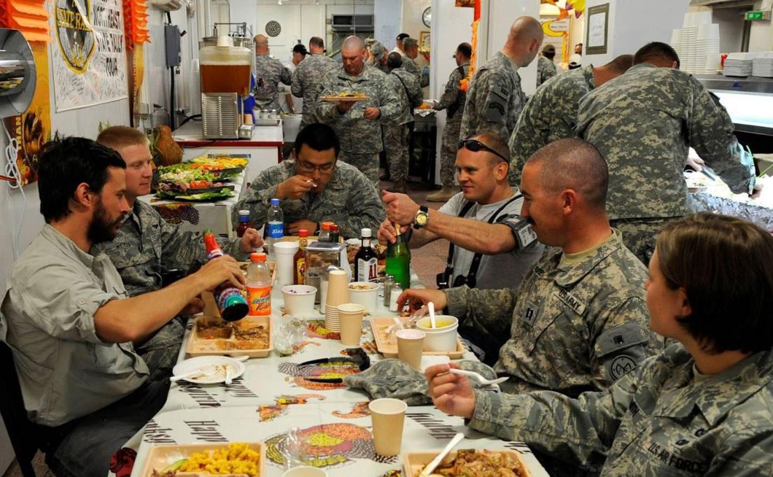 美军和解放军身材为什么不同,解放军和美国大兵对比