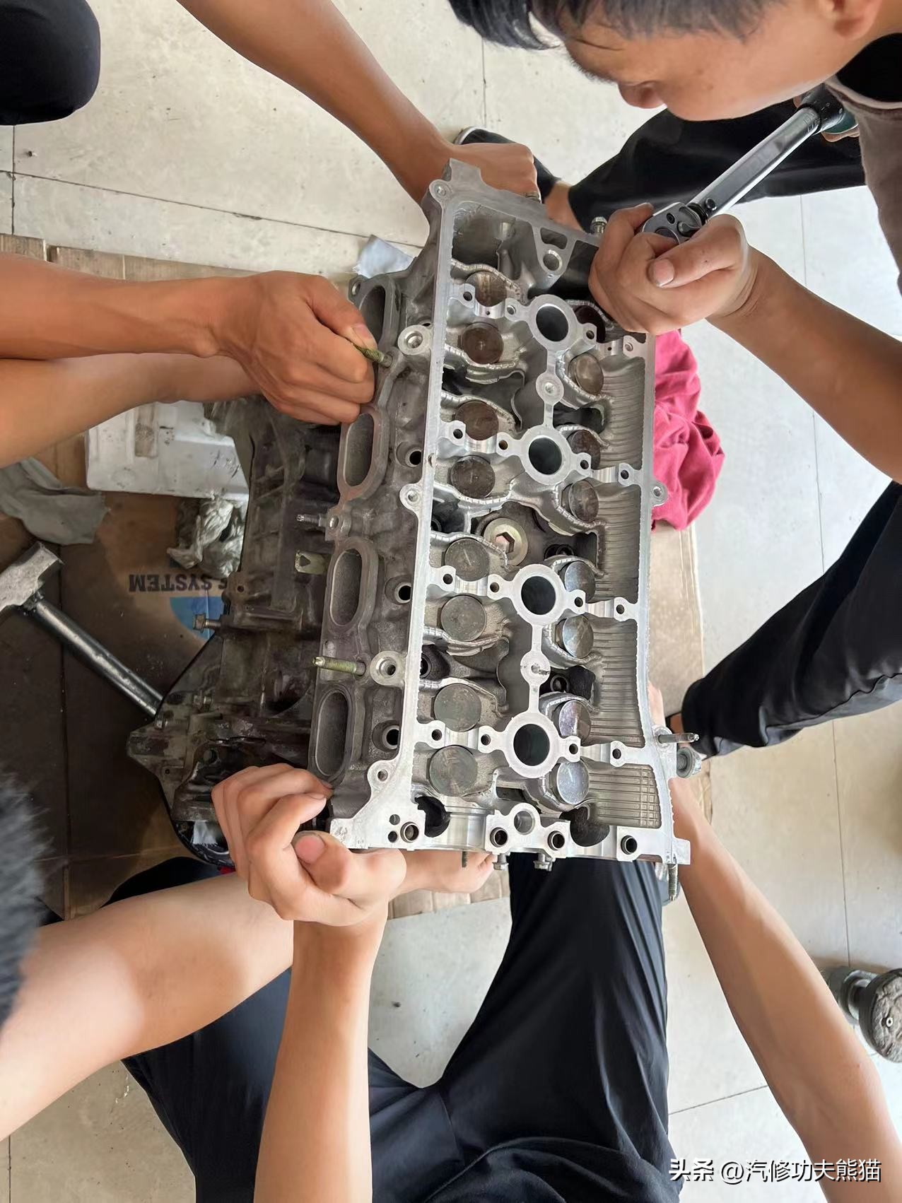 凯美瑞路上趴窝,一车传三代的丰田