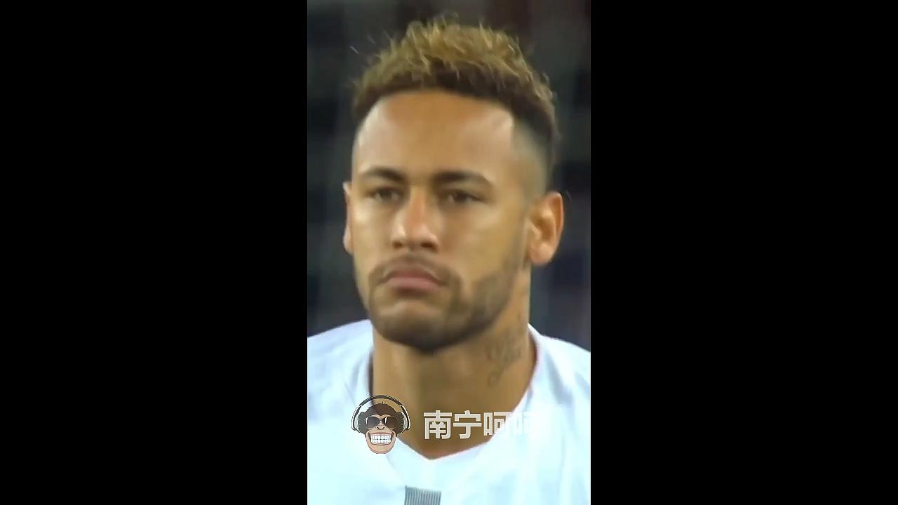 巴西一哥历史最高转会费,世界足坛第一个身价过亿的是谁