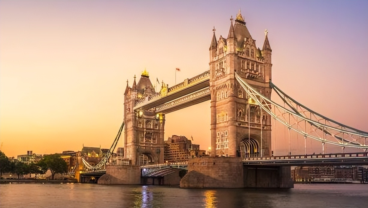 英国留学奖学金排行榜最新,英国留学博士奖学金一般是多少钱