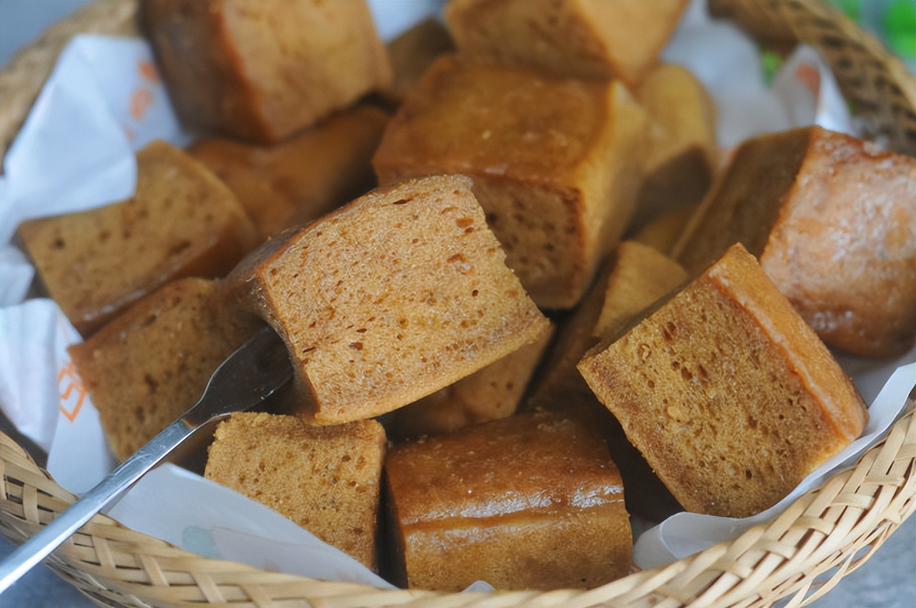 手脚冰凉试试它！面粉加它不用揉，锅中一蒸，柔软细腻香喷喷