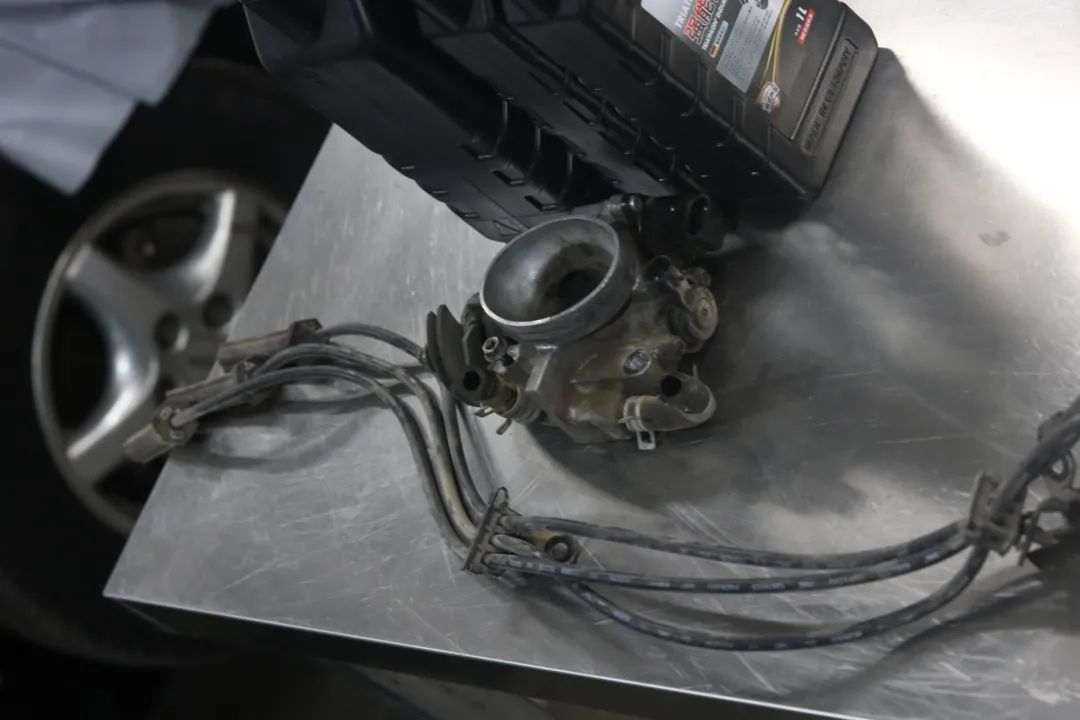 12款经典gl8车身翻新,怪兽修车老车翻新