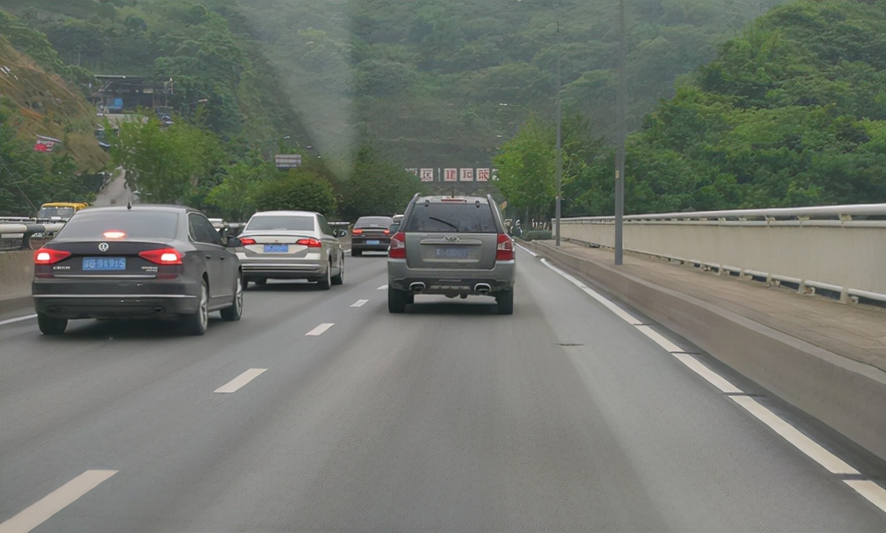 拿了驾照不敢开车怎么办视频,驾照考了几年了不敢开车怎么办