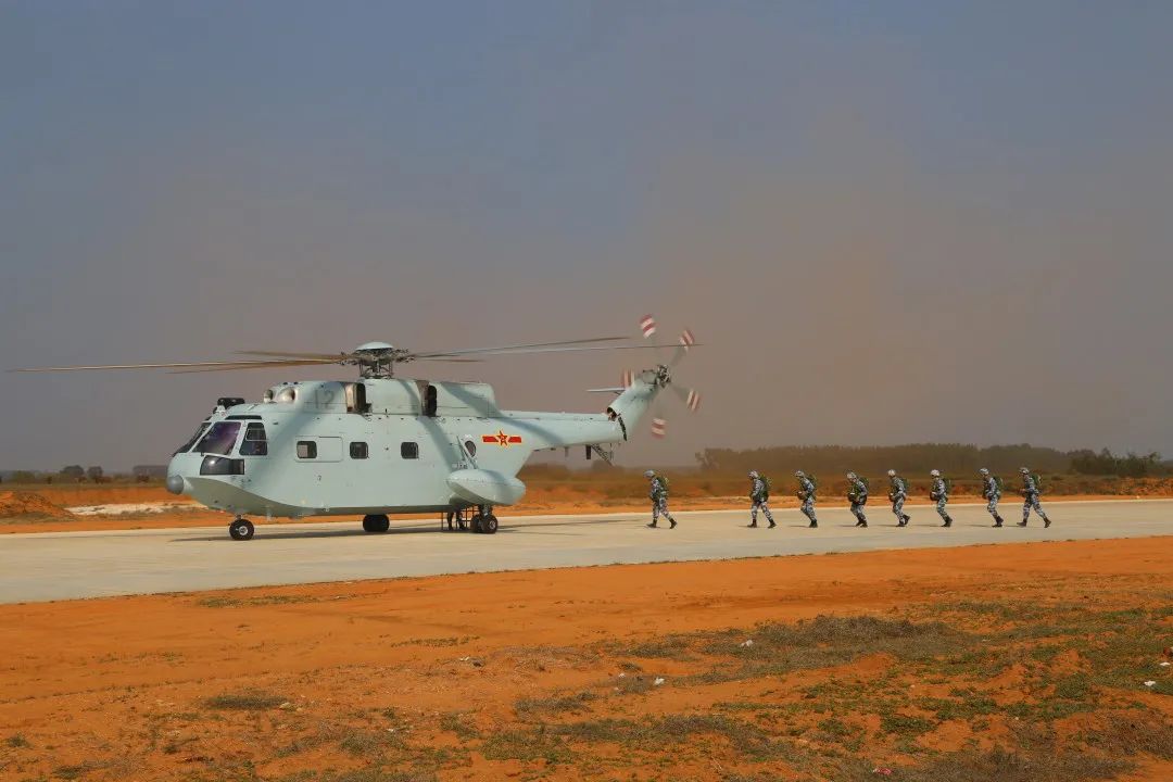 姹跺窛璺充紴15鍕囧＋绁炲叺澶╅檷,绁炲叺澶╅檷璺充紴