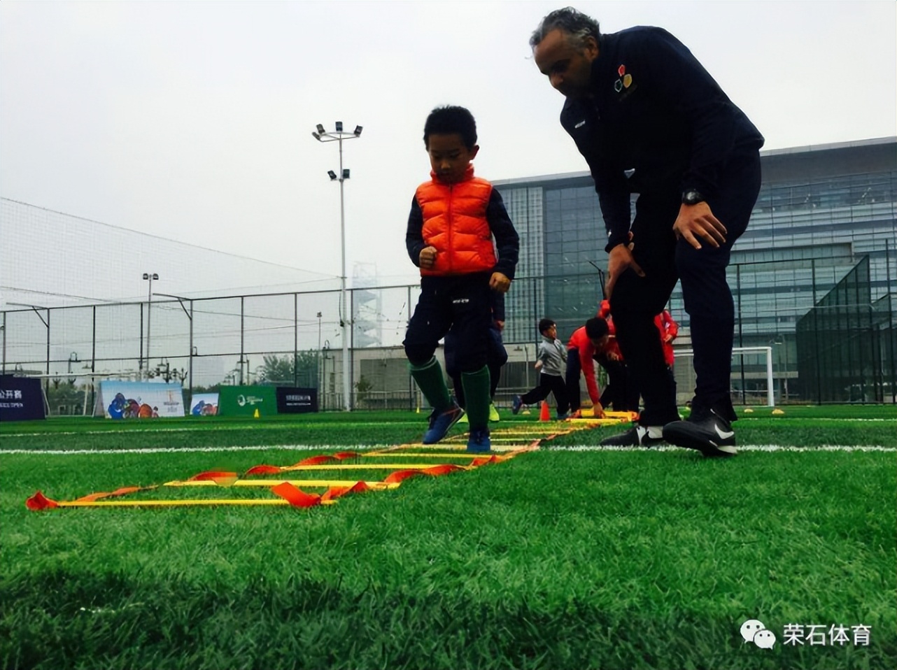 校园足球和俱乐部青训的差距,校园足球青训