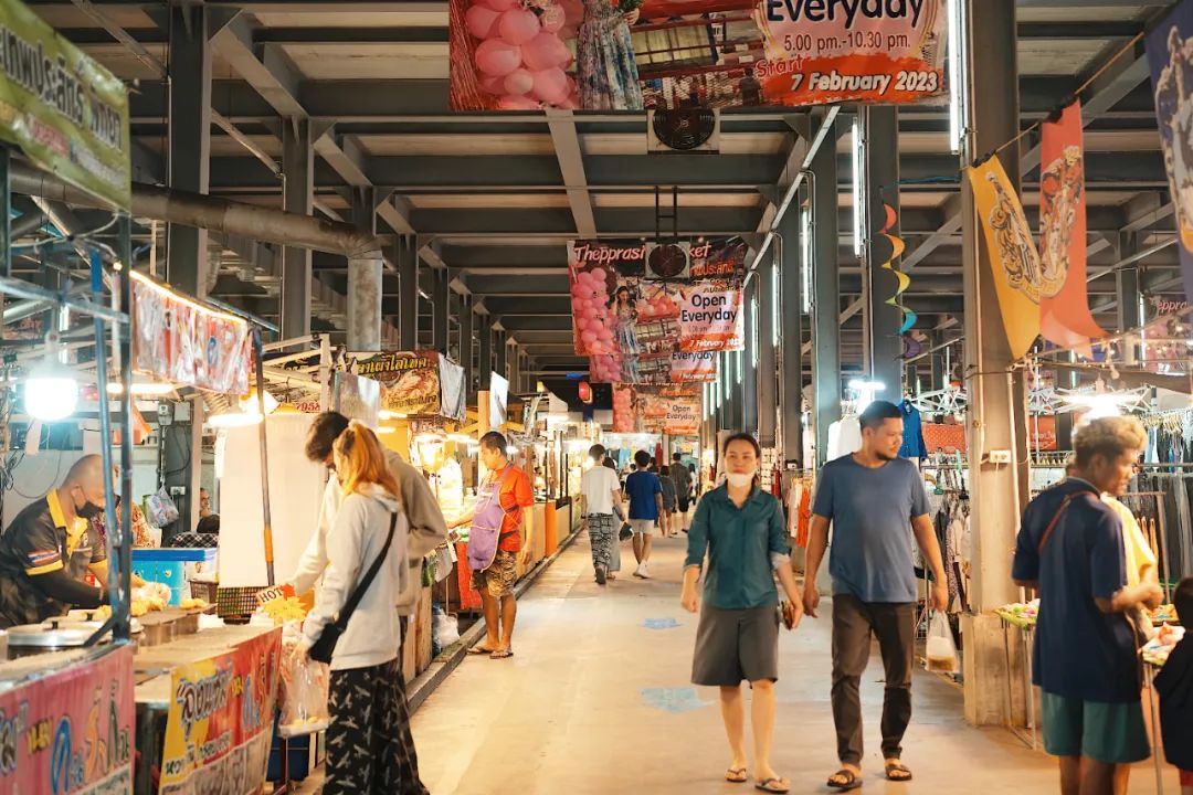 在泰国待了14天,在泰国待了60天