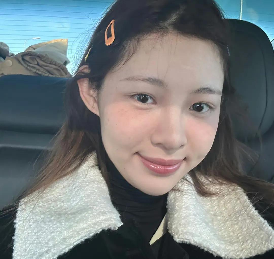 张丹峰洪欣风波后首次合体亮相,张丹峰洪欣各种晒娃引婚变猜想