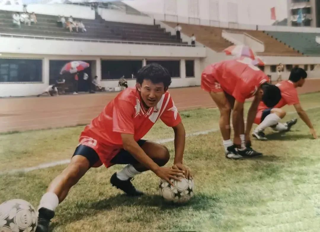 牛洪利孙继海,牛洪利大连