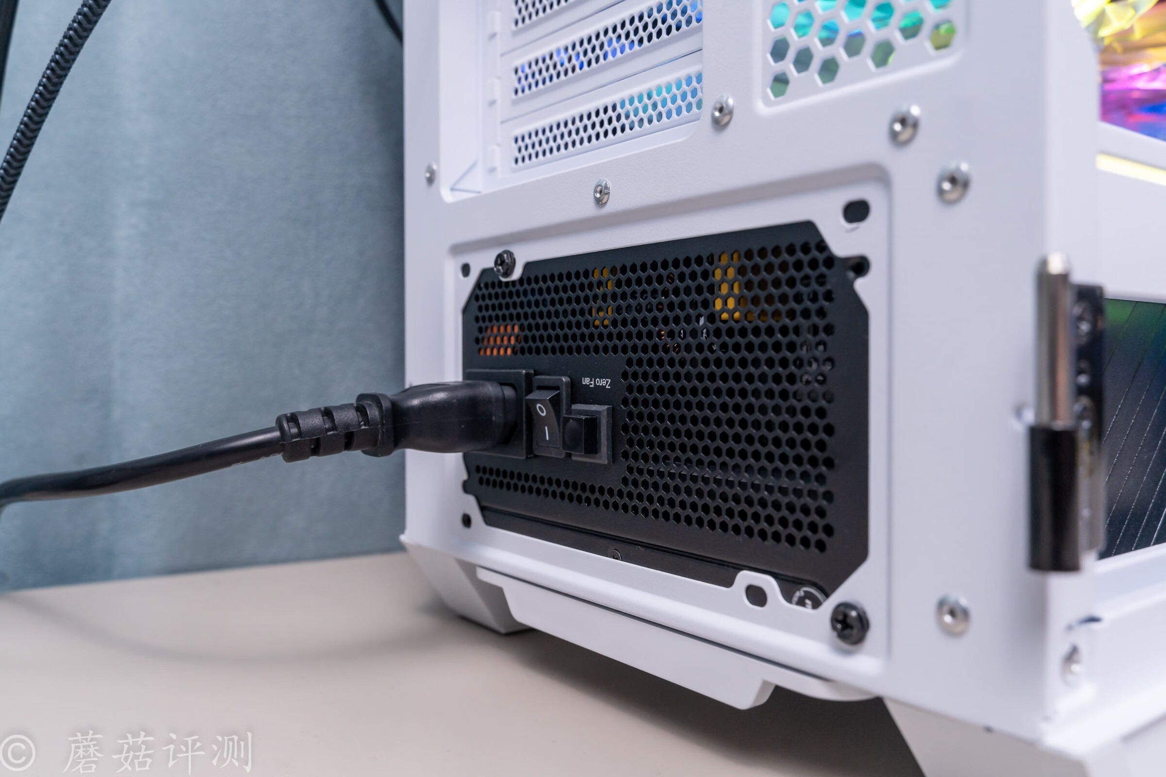 宇瞻ddr4240016g普条怎么样,宇瞻暗黑8gddr43600白色