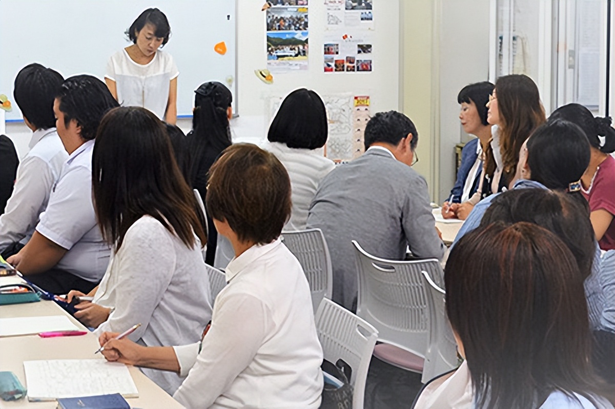 日本留学语言申请年龄,美国语言学校可以申请留学签证吗