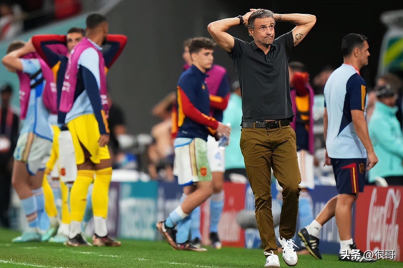 世界杯小品：白云黑土畅聊比赛，坦言看的不是世界杯，而是世界观