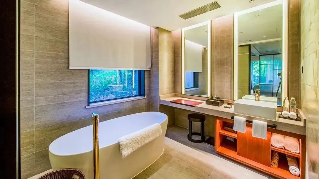 云雾缭绕人间仙境富春山居图,富春山居图旅游