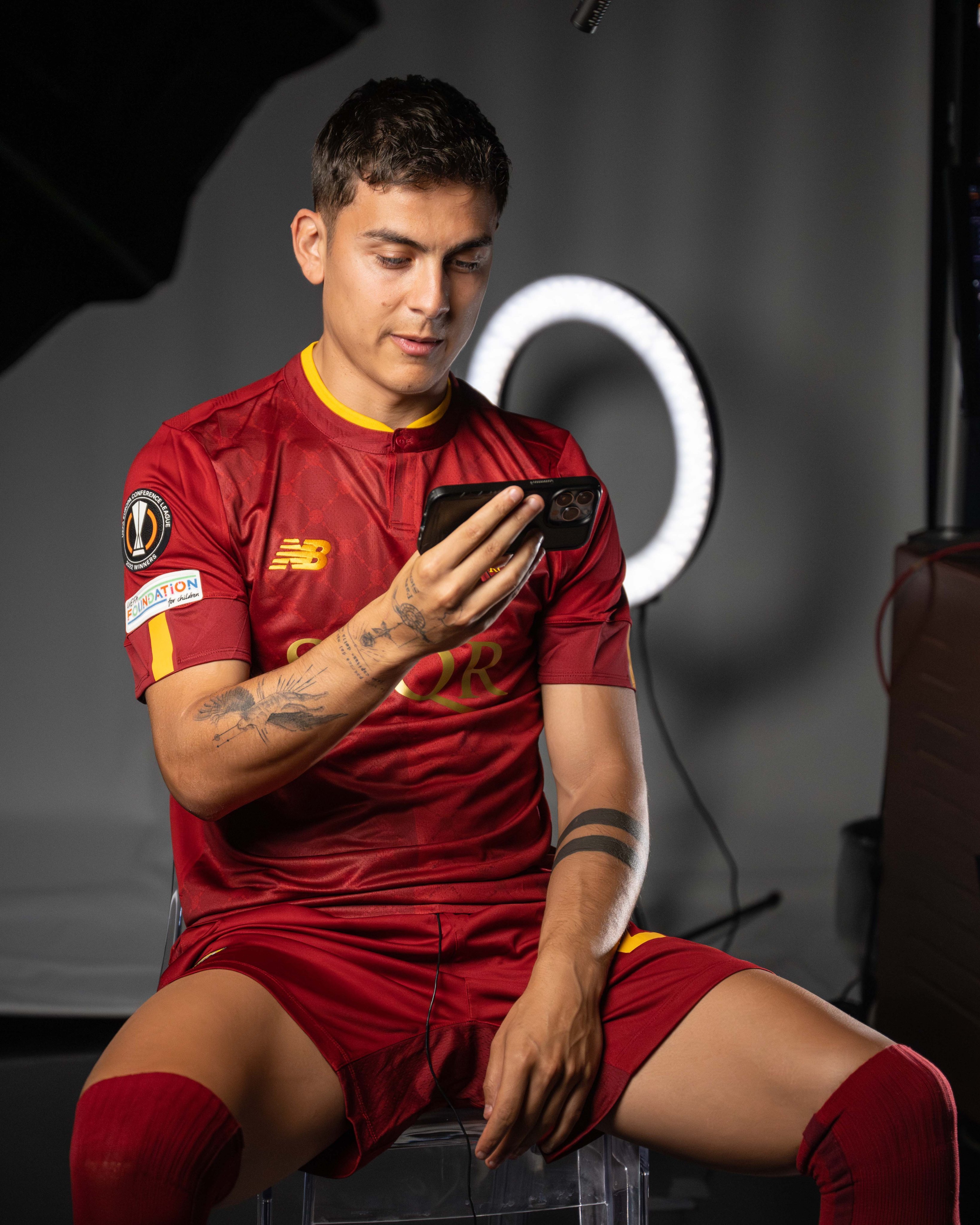 穆里尼奥相信自己永不放弃,穆里尼奥不像以前那样意气风发