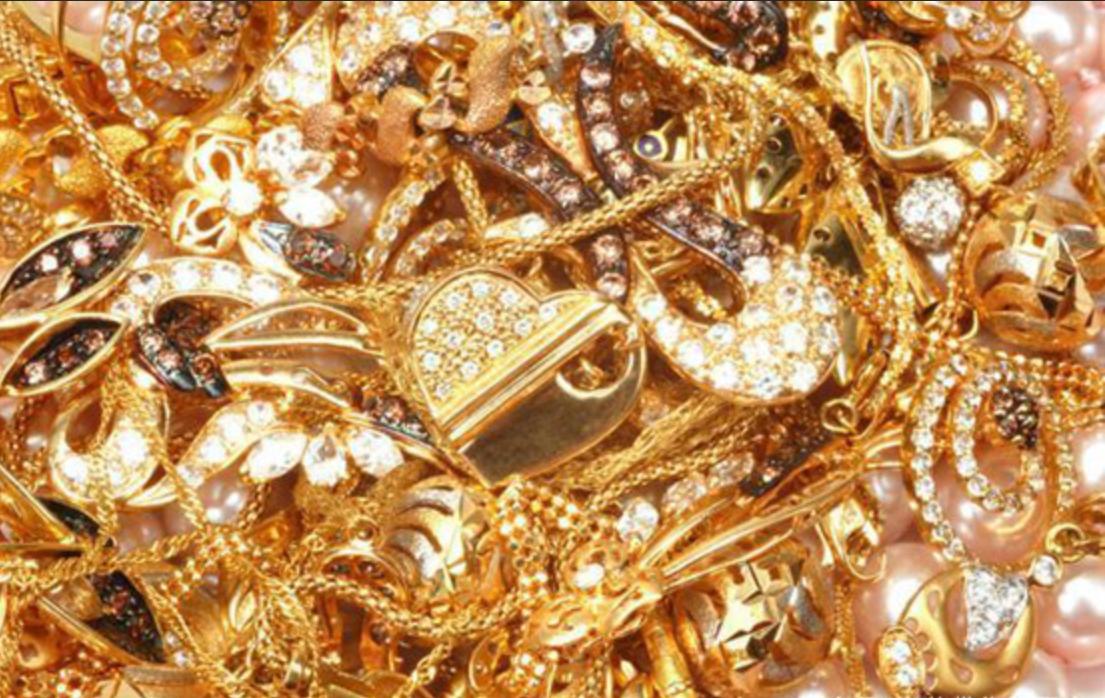 夏洛特公主将继承戴安娜的传家宝,夏洛特公主继承名贵珠宝300亿