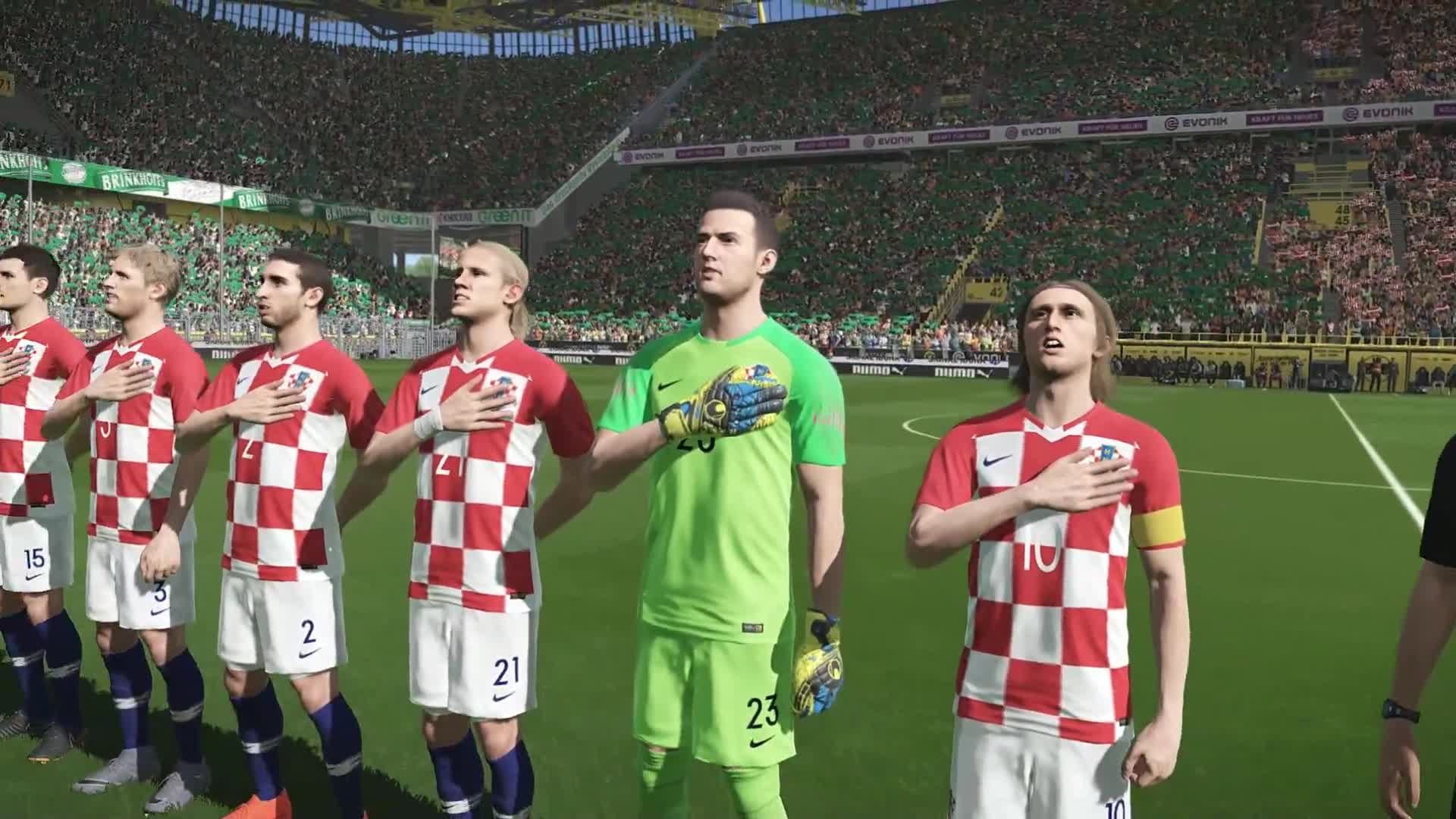 足球动态战术如何制作,趣味足球赛策划方案