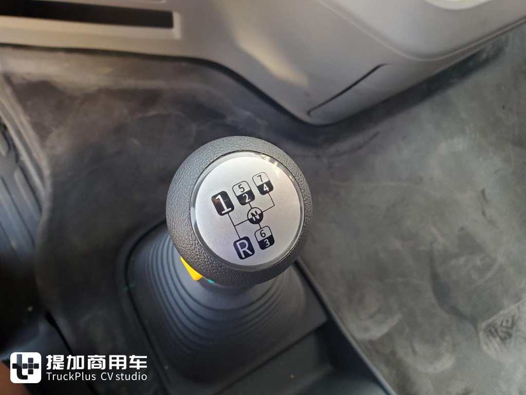 东风天龙前四后四什么车型最好,东风天龙旗舰前四后八自卸车