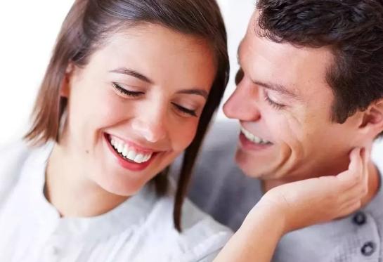 男女亲吻后女方应该说什么,男女接吻后女人的表现