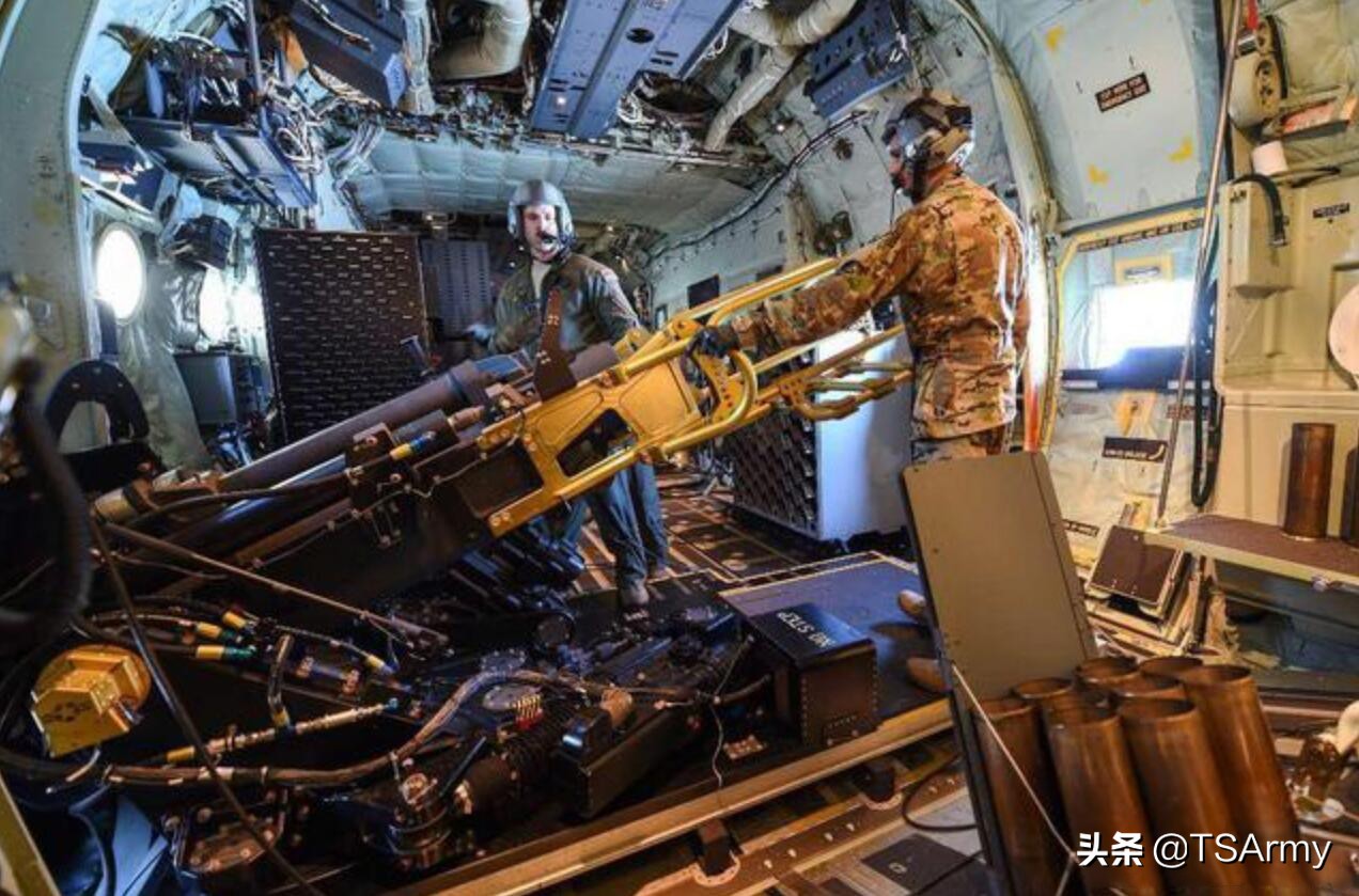 美军特种部队装备的军刀,海湾战争美军特种部队装备