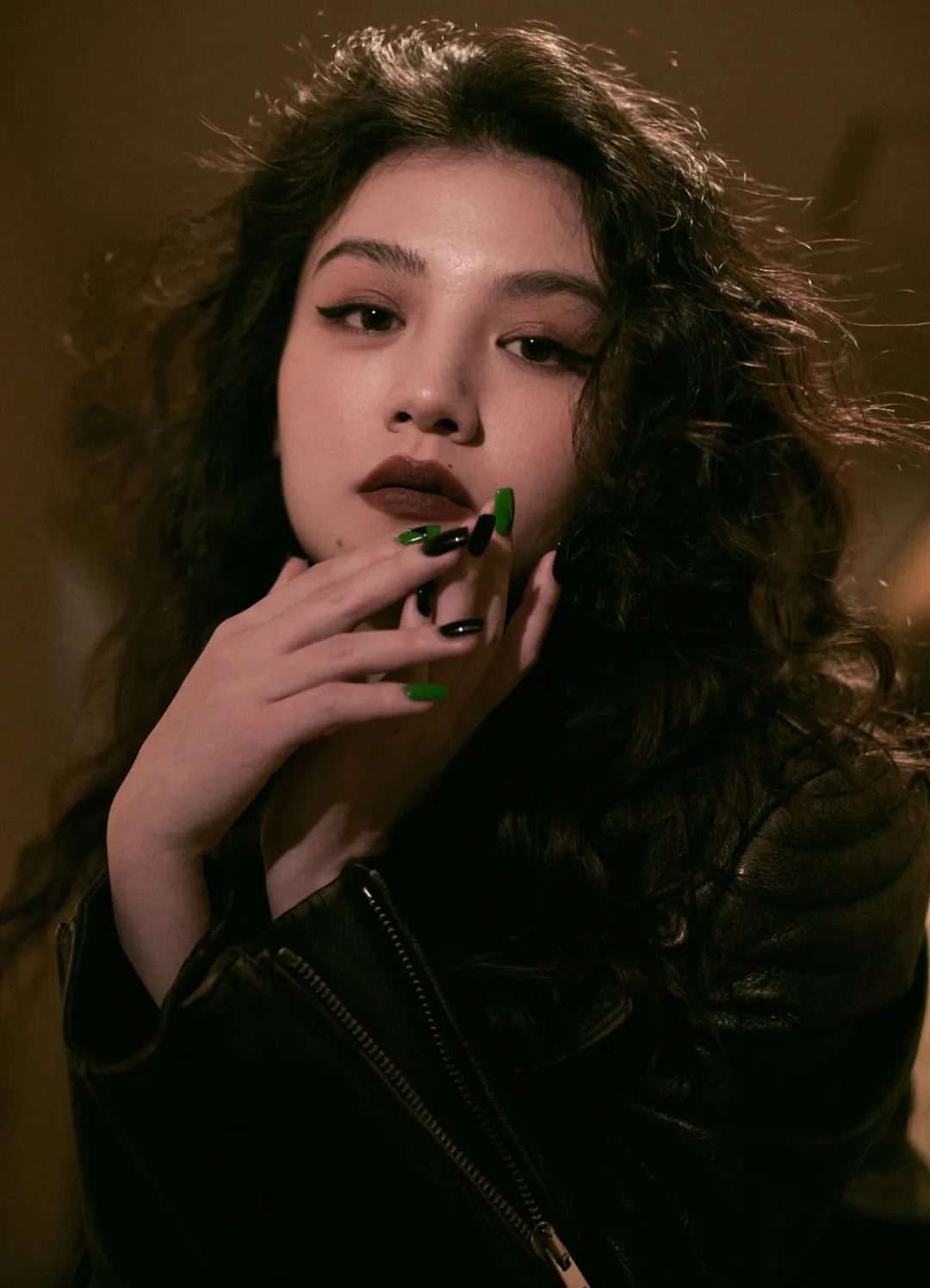 为什么穿5万元的杨幂同款,杨幂同款非得杨幂穿过吗