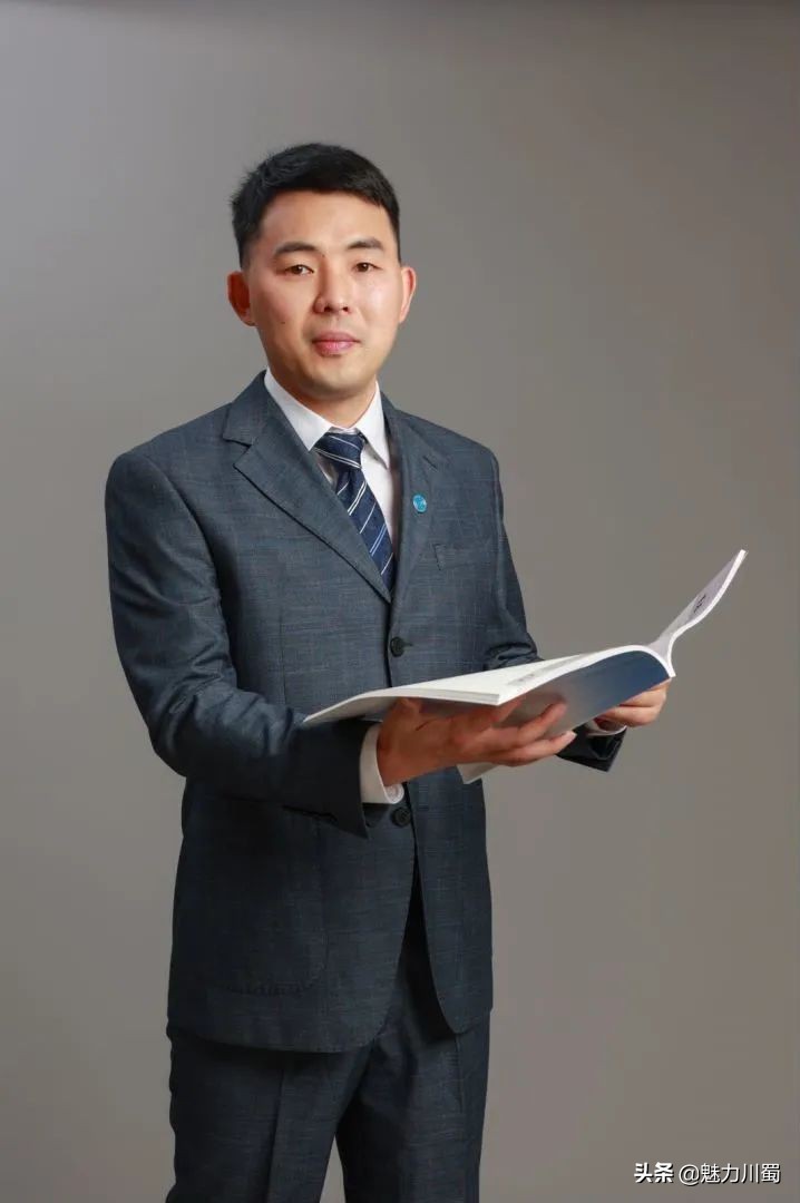 鎴愰兘鐭冲楂樹腑瀛︾敓绔炶禌鐢熸椿,鎴愰兘鐭冲澶╁簻楂樹腑绔炶禌