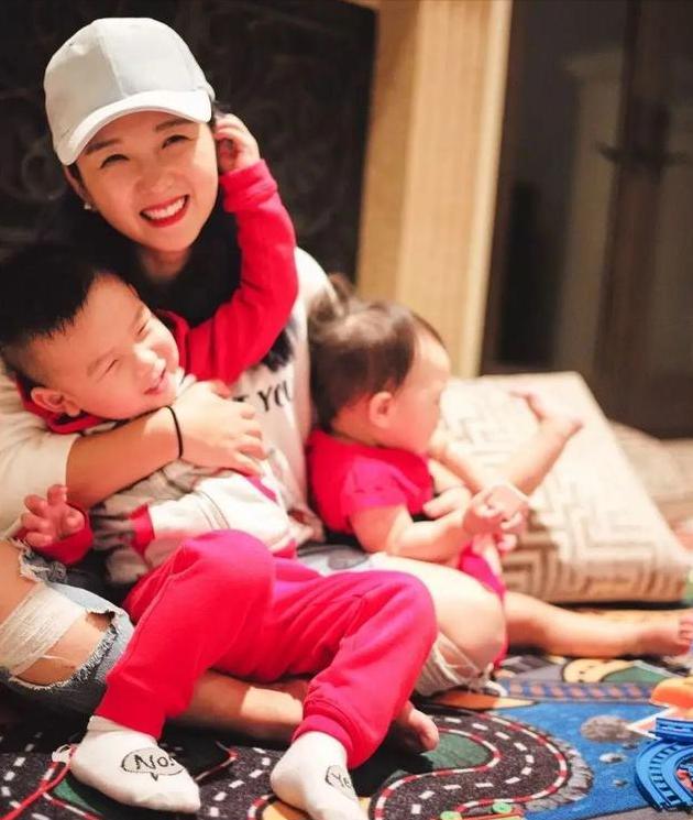 05超女李宇春夺冠背后,超女李宇春夺冠视频