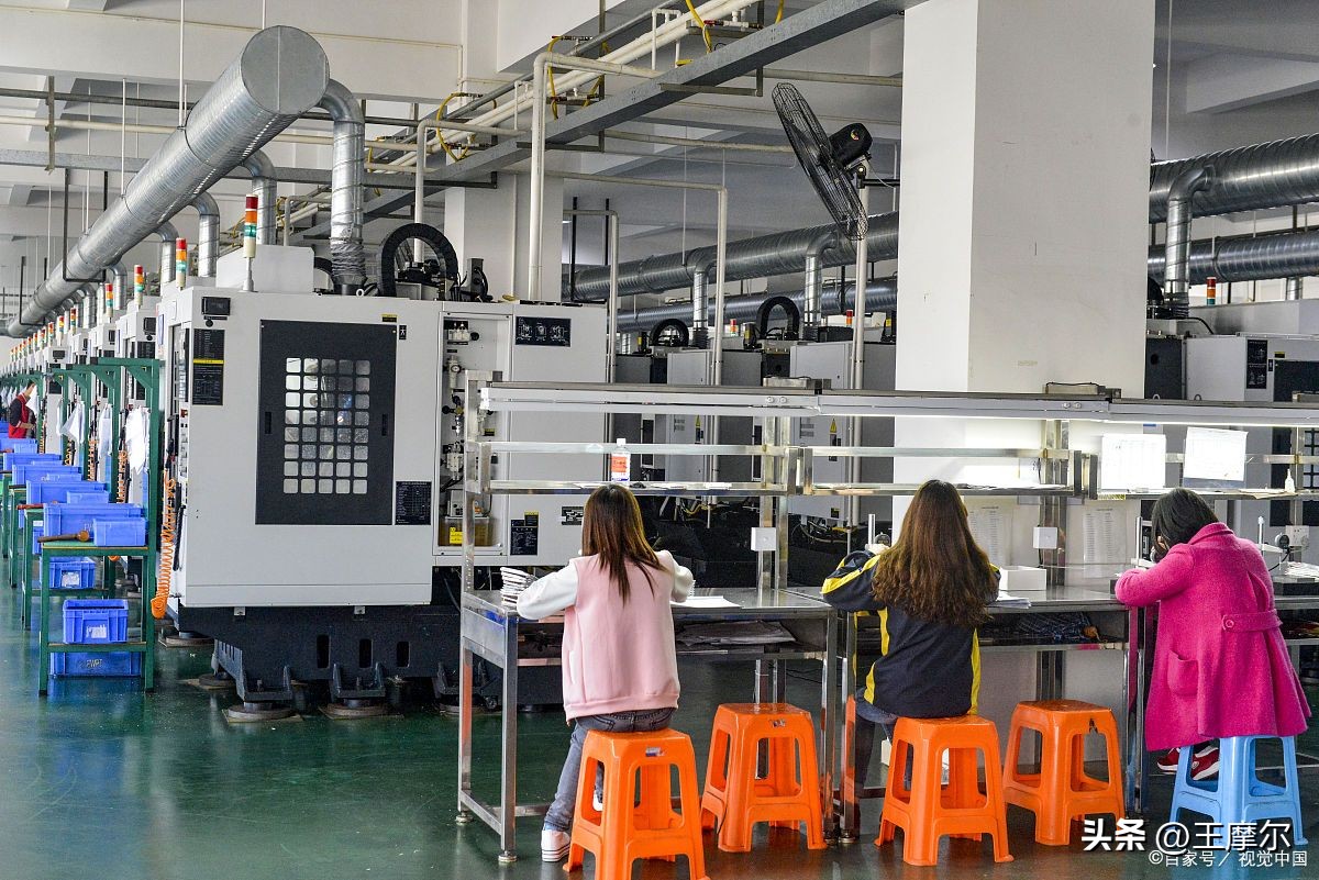 塑料基本组成,塑料的基本组成是什么有什么性质