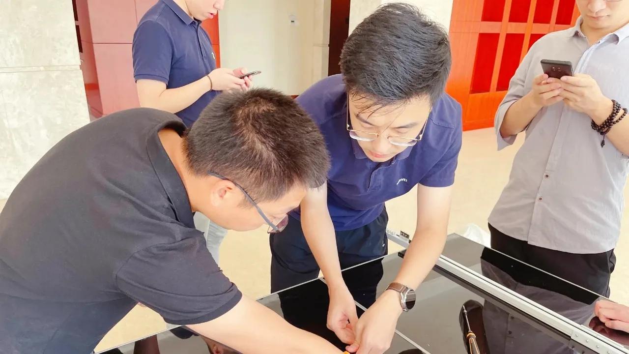 霍斯学院|《智能窗帘轨道安装》培训班圆满结课