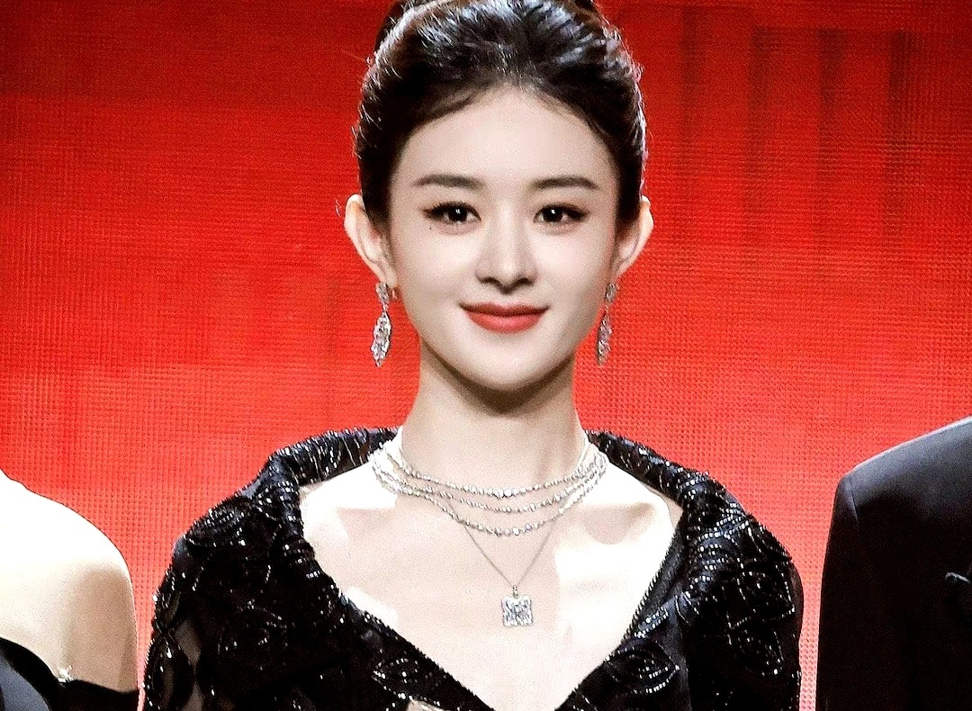 芭莎慈善夜红毯杨颖,杨幂杨颖刘亦菲芭莎