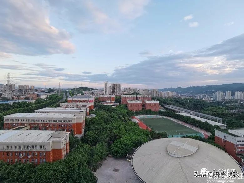 重庆一外陪读妈妈分享经验，陪读半年，孩子从英语小白到考140分