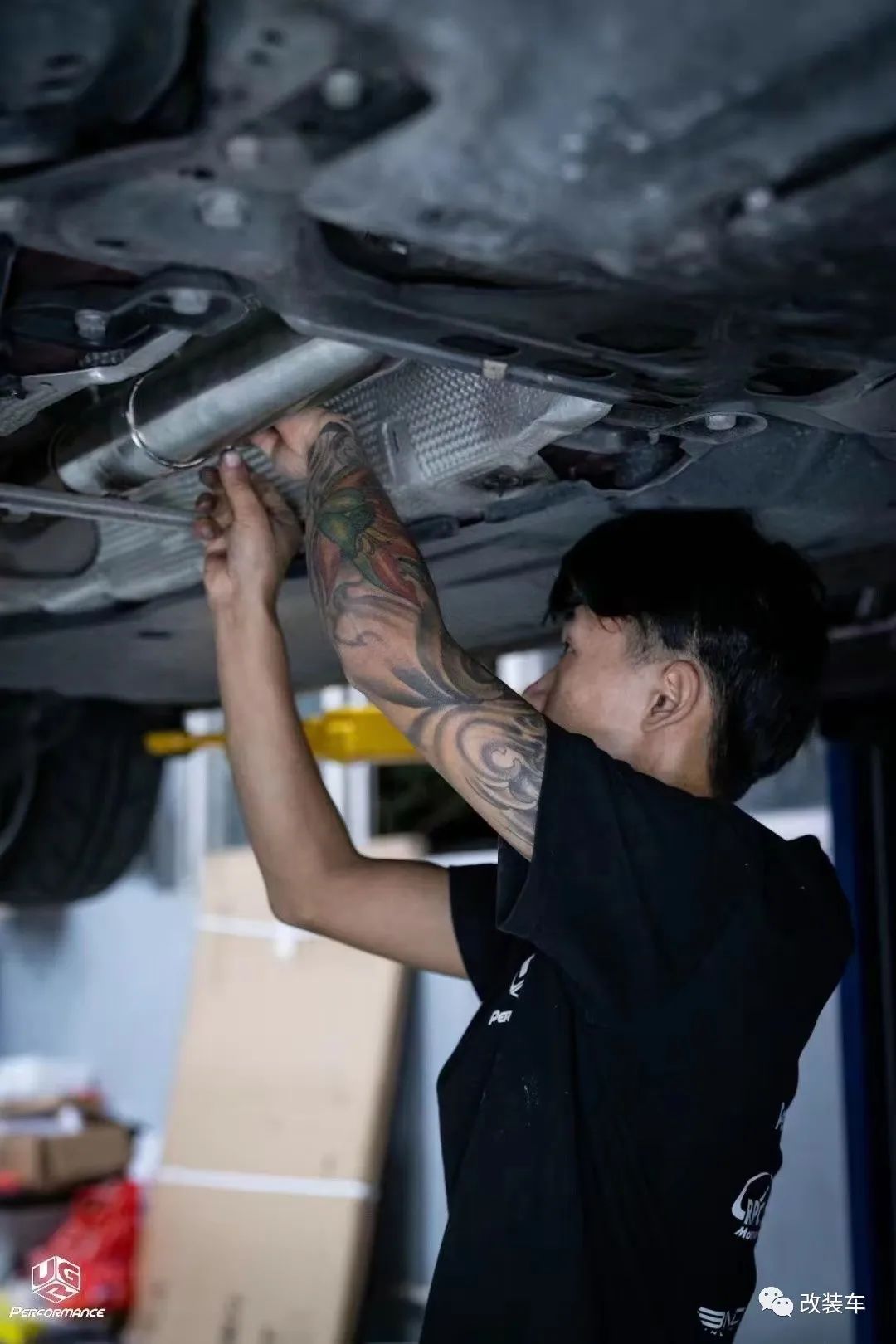 高尔夫gti8代走街,大众高尔夫第七代gti爆改