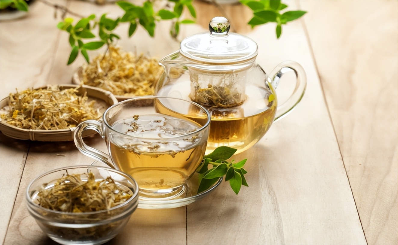 天气炎热4款补气茶饮最该喝,夏天适合喝的养生茶搭配