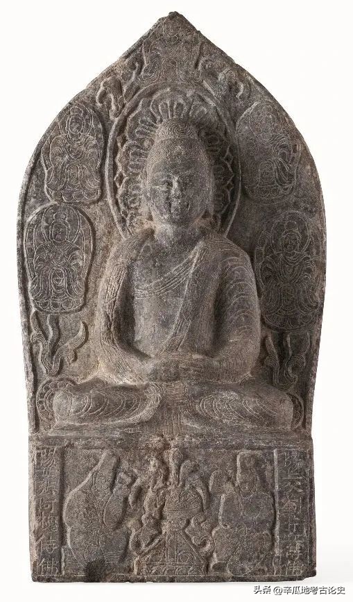 何利群讲国学,何立群考古