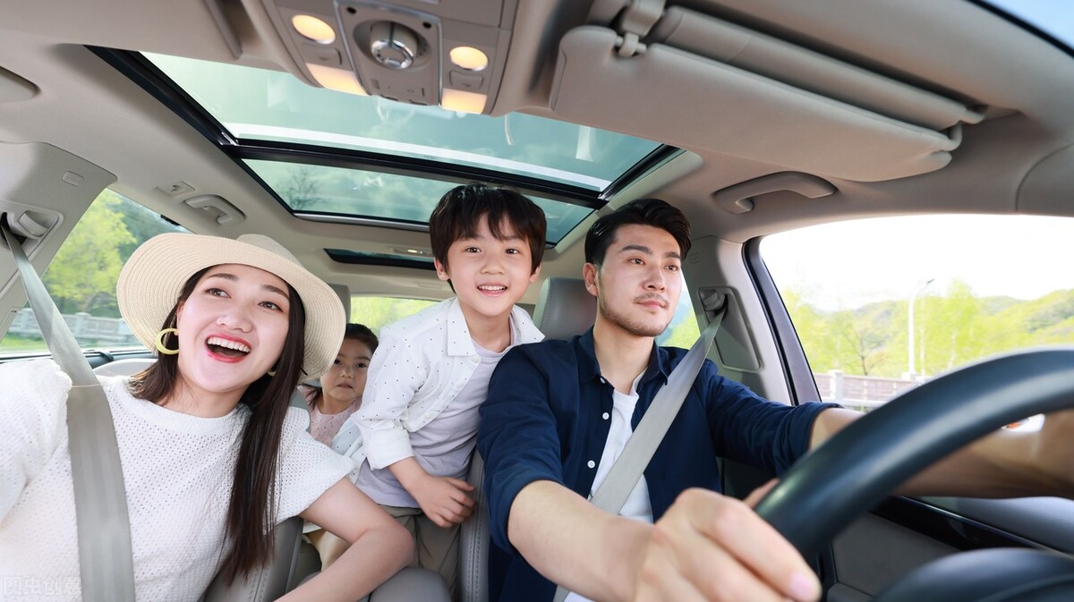 租车自驾什么意思,自驾游好还是租车游好