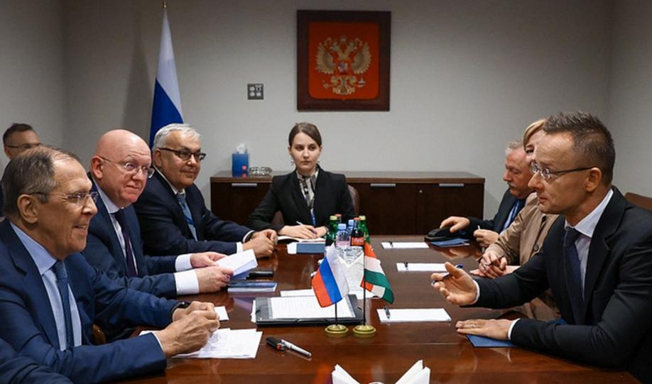 欧洲议会通过对匈牙利的决议,欧洲议会通过压倒性法案