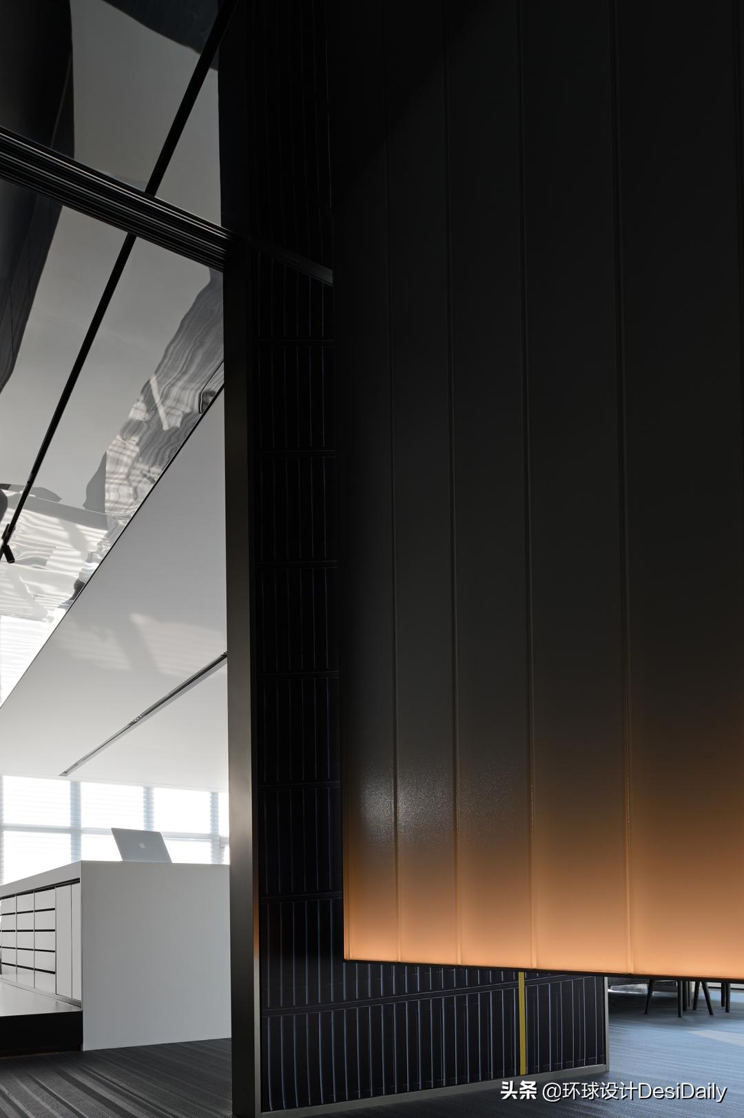 鍙ゆ湪瀛愭湀,鍙ゆ湪瀛愭湀浣滃搧