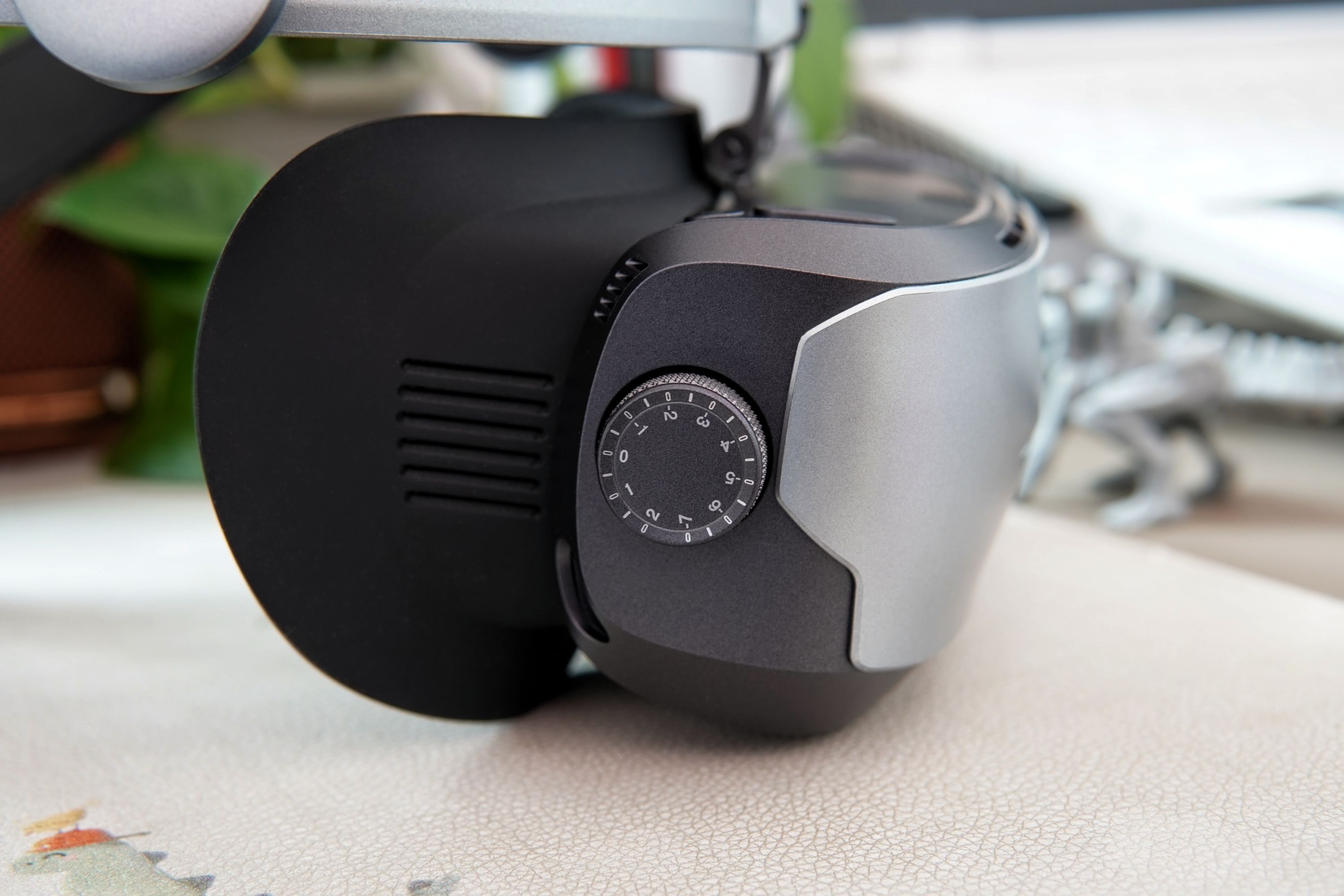 IMAX观影体验更胜VR，裸眼3D巨幕—GOOVISG3Max影院级高清头显